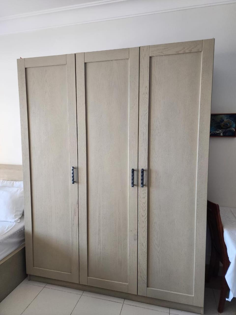 For Rent In The View 409 Appartement